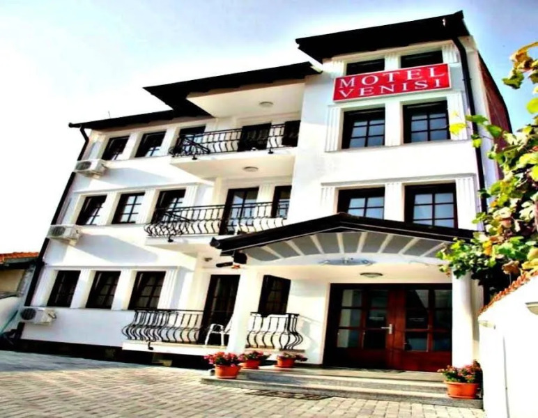 Hotel Venisi