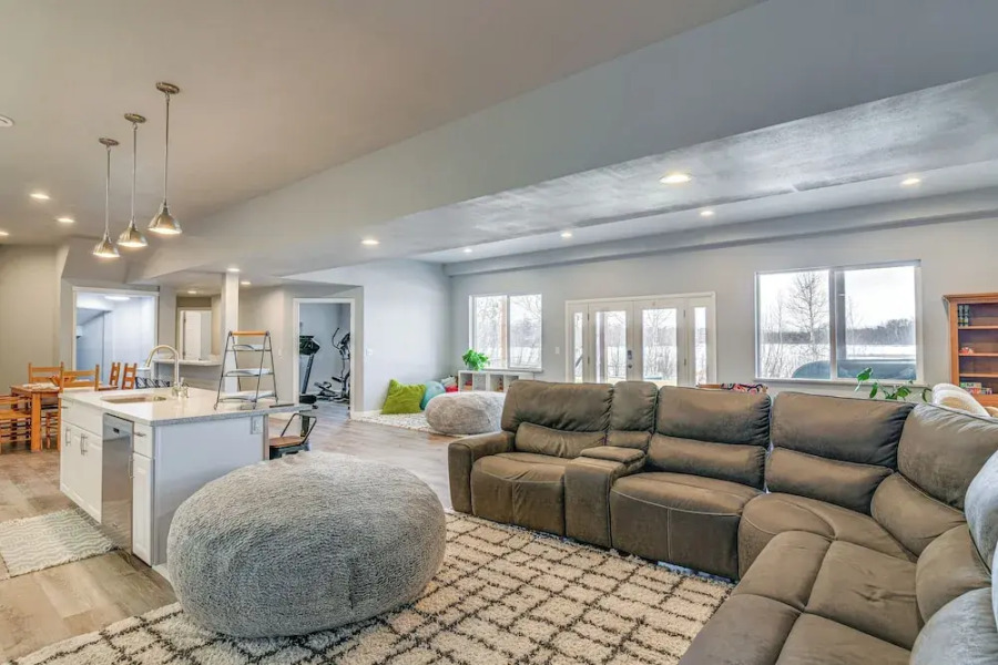 Palmer Apartment w/ Peaceful Pond & Kayaks!