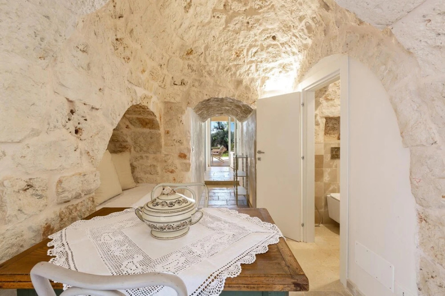 3360 Trulli Pangi by Perle di Puglia