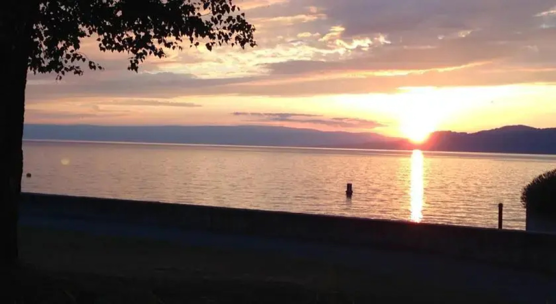 Suisse Riviera La Plage