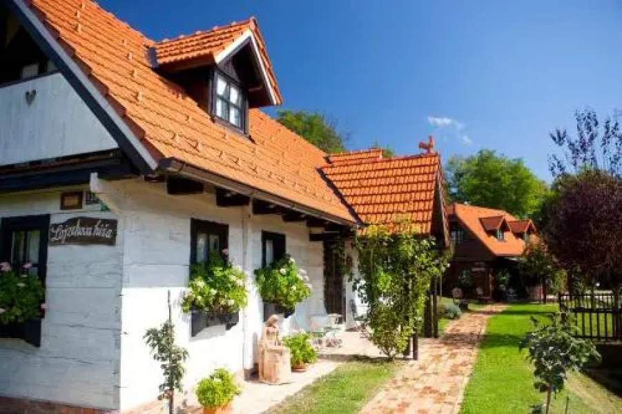 Apartments Zaboky Village