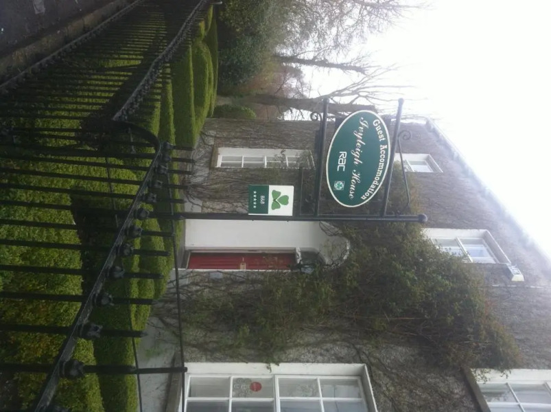 Ivyleigh House