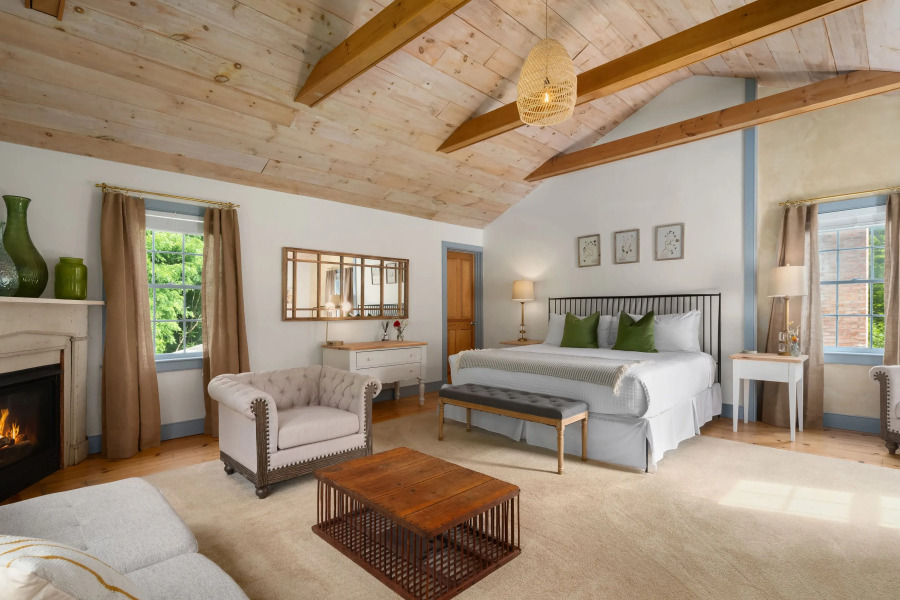 Inn at Silver Maple Farm