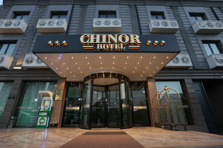 Отель Chinor