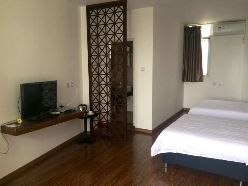 Xichang Banshantang Inn