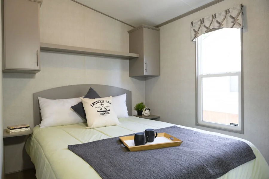 Great Blue Resorts - Lantern Bay Resort