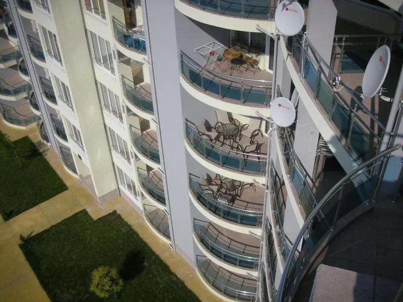 Apartments in Oasis Complex