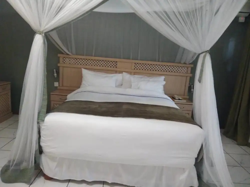 Aninas Executive Lodge