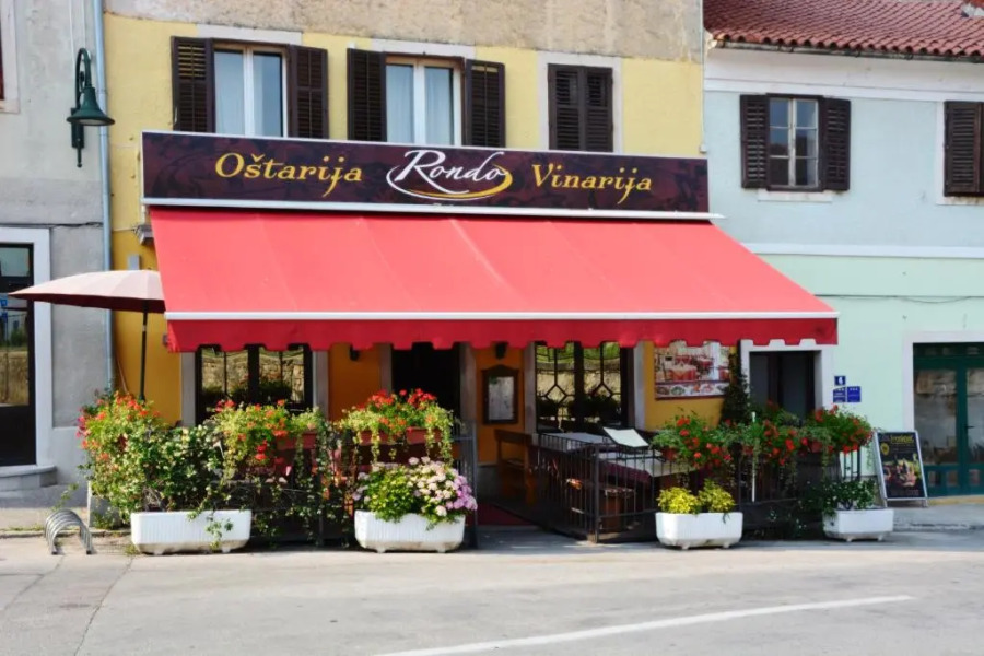 Bella & Stella rooms