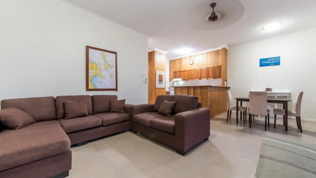 Sea Breeze - Cannonvale