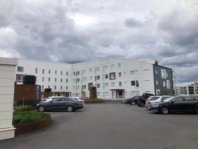 2 rooms, in front of the sea, free parking