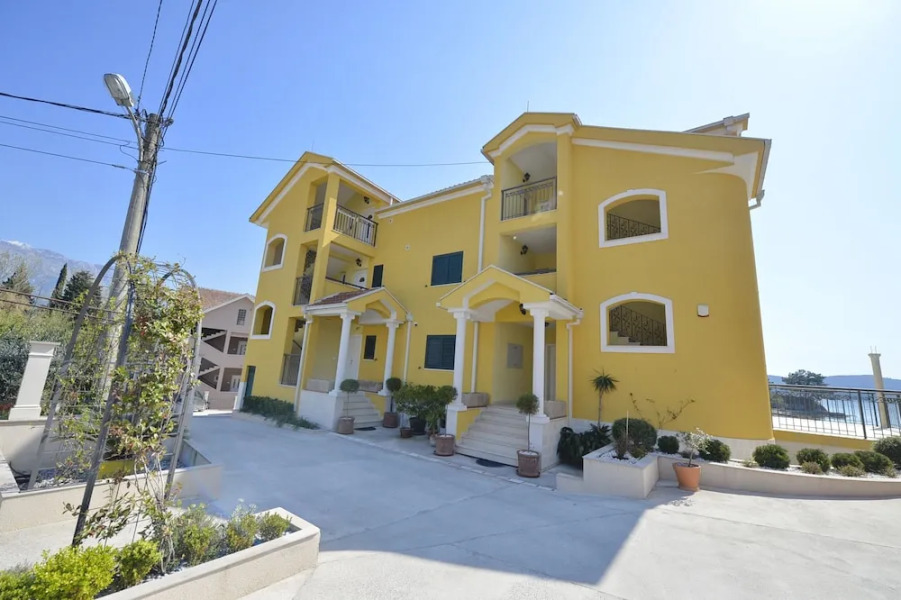 Pontus Luxury Apartments