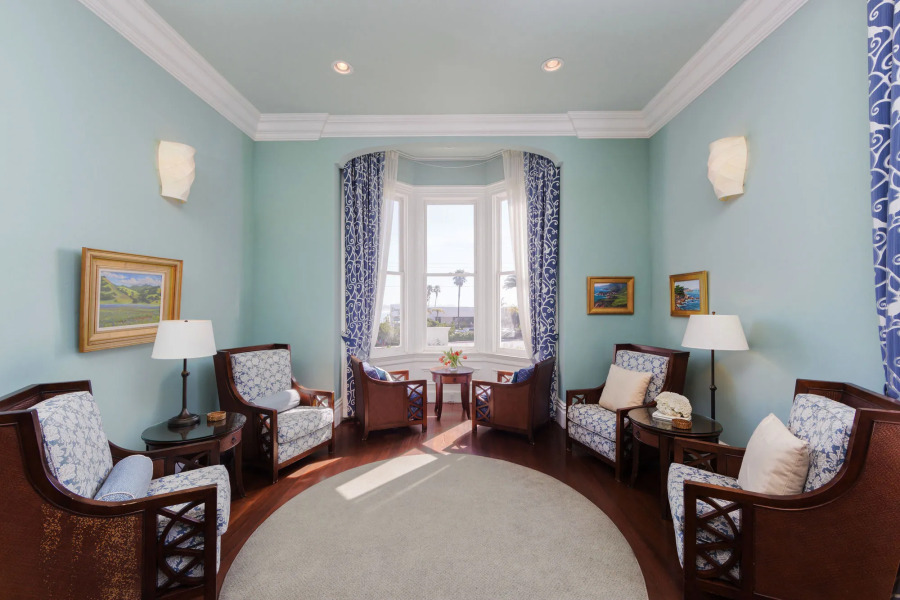 West Cliff Inn - A Four Sisters Inn