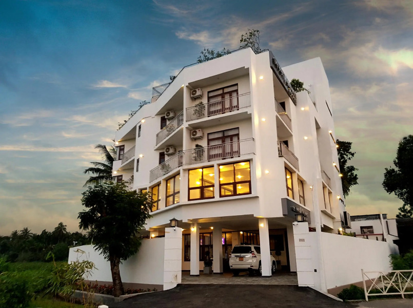 Grand 7 Hotel Kesbewa