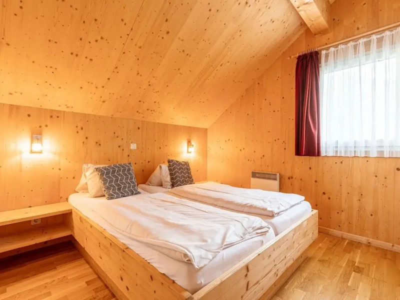 Luxurious Chalet in Murau with Outside Hot Tub