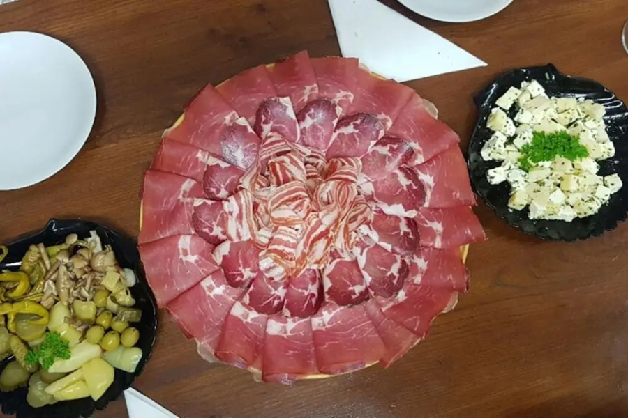 Countryside House Gal