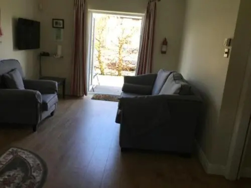 Adare Luxury Riverside Apartment