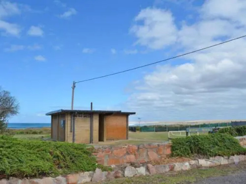 The Verandah', 9 Hanson Avenue - fantastic child friendly home
