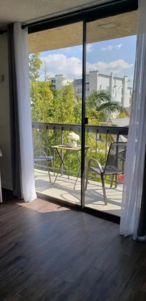 Prime West Hollywood 1-Bedroom