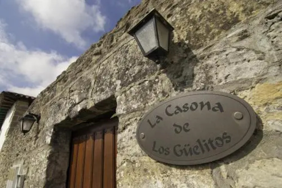 Posada La Casona de Los Güelitos