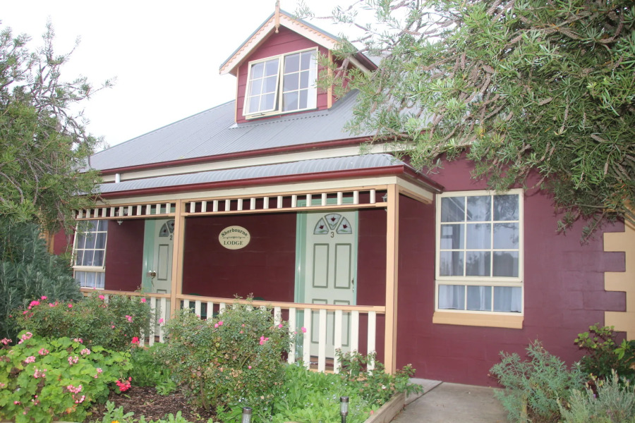 Swansea Cottages & Lodge Suites