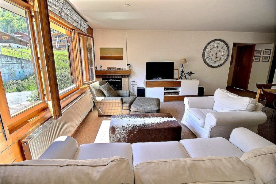 35 Rooms Apartment at 300m From the Cableway