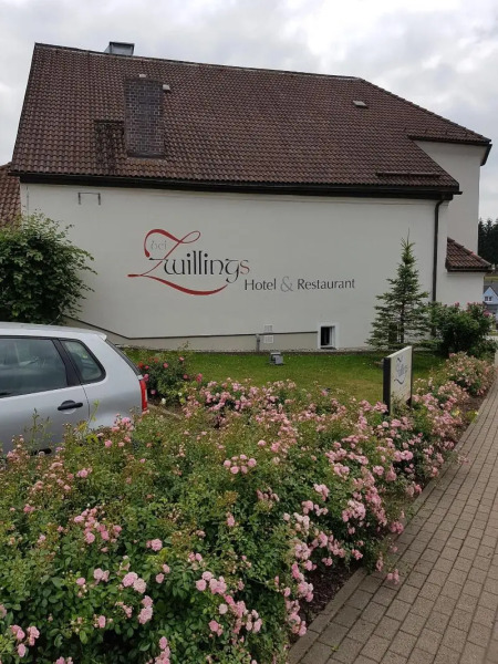 Hotel & Restaurant bei Zwillings