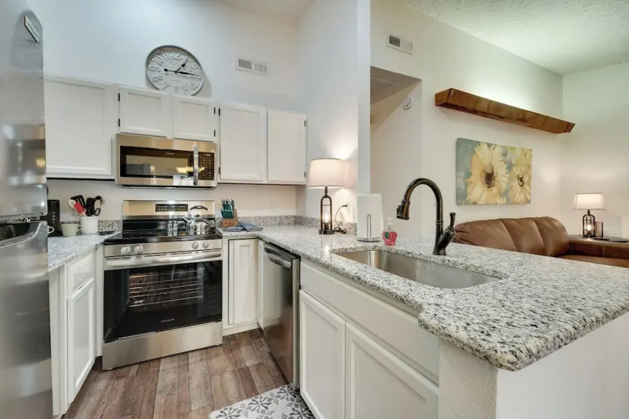 Table Rock Lake Condo 3 Mi to Boat Ramp!