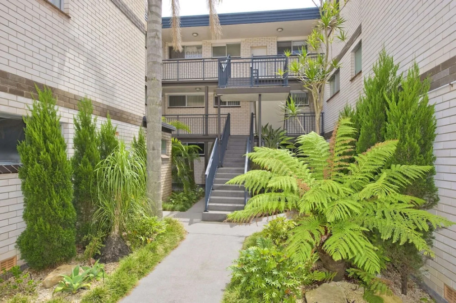 Sundeck Unit 6 - Shoal Bay