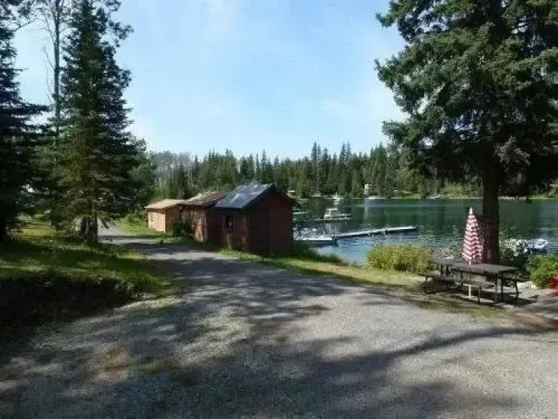 Cottonwood Bay Resort