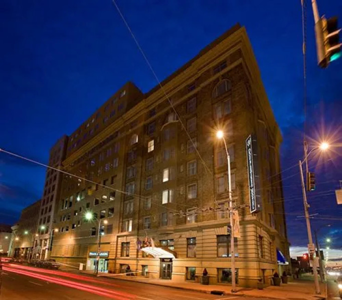 Dayton Grand Hotel-Downtown