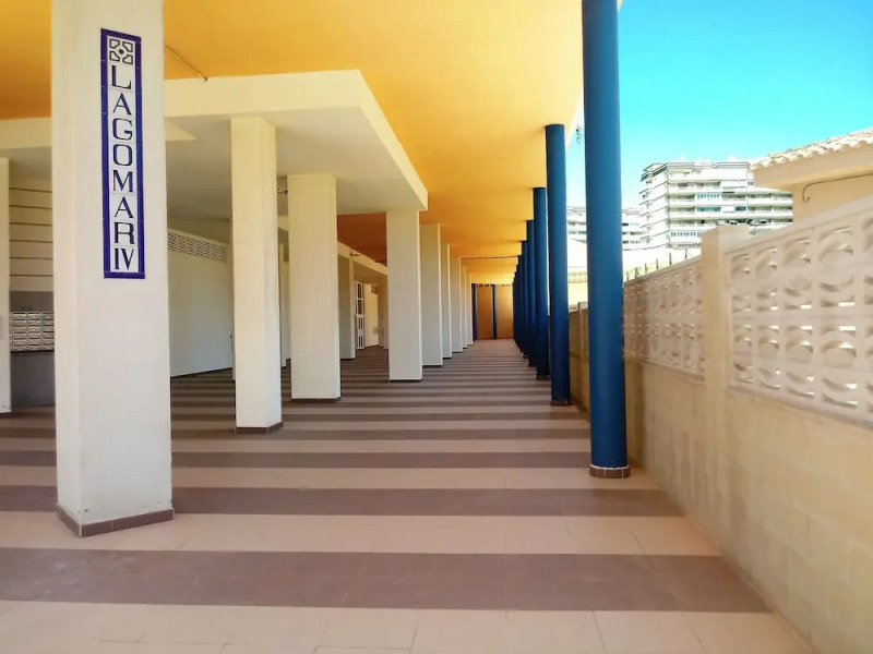 Apartamentos Tavernes Playa Suites 3000