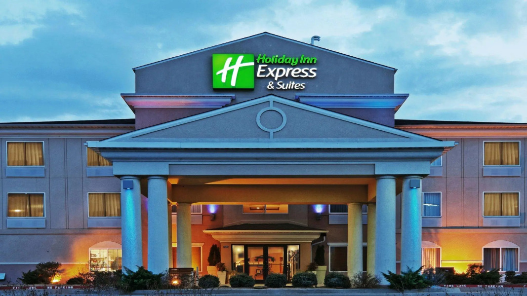 Holiday Inn Express & Suites Chickasha by IHG