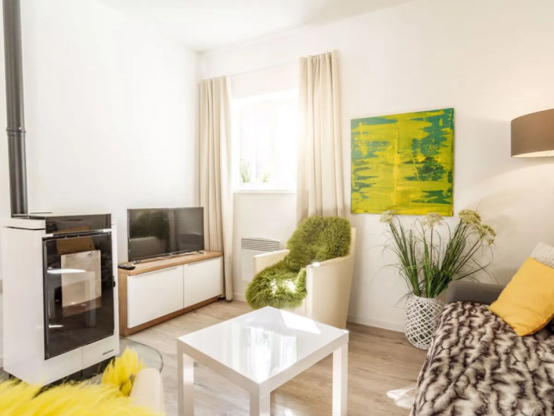 Lakeside Village 13 (+ sauna)