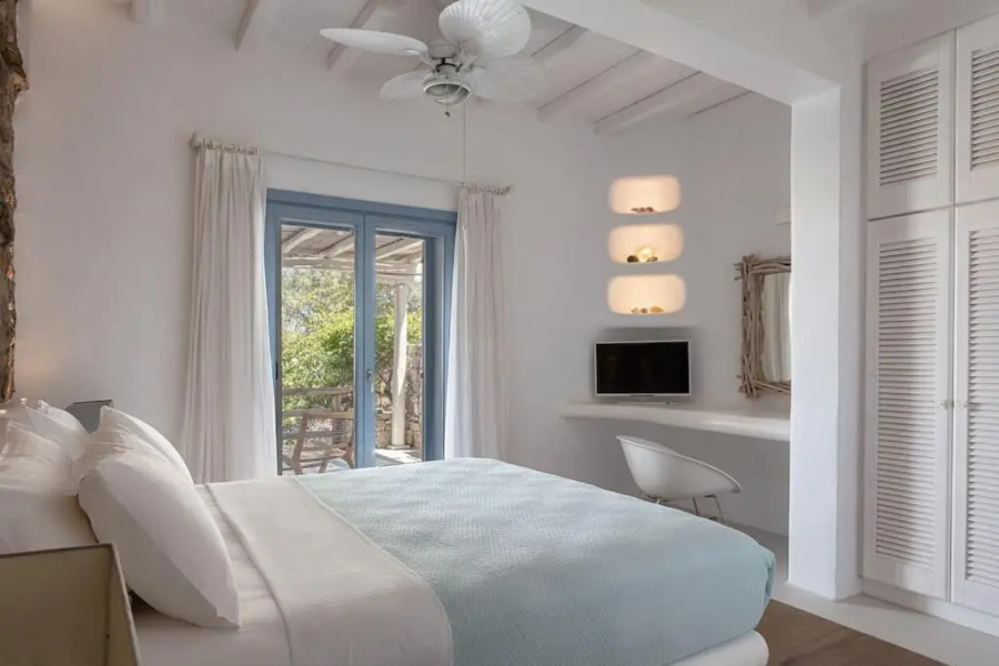 Aura Homes, Villa on Sea - Saint Anna Beach