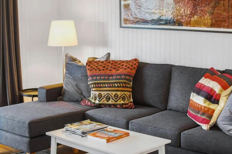 Canoon - 4 Bedroom, Pet Friendly home