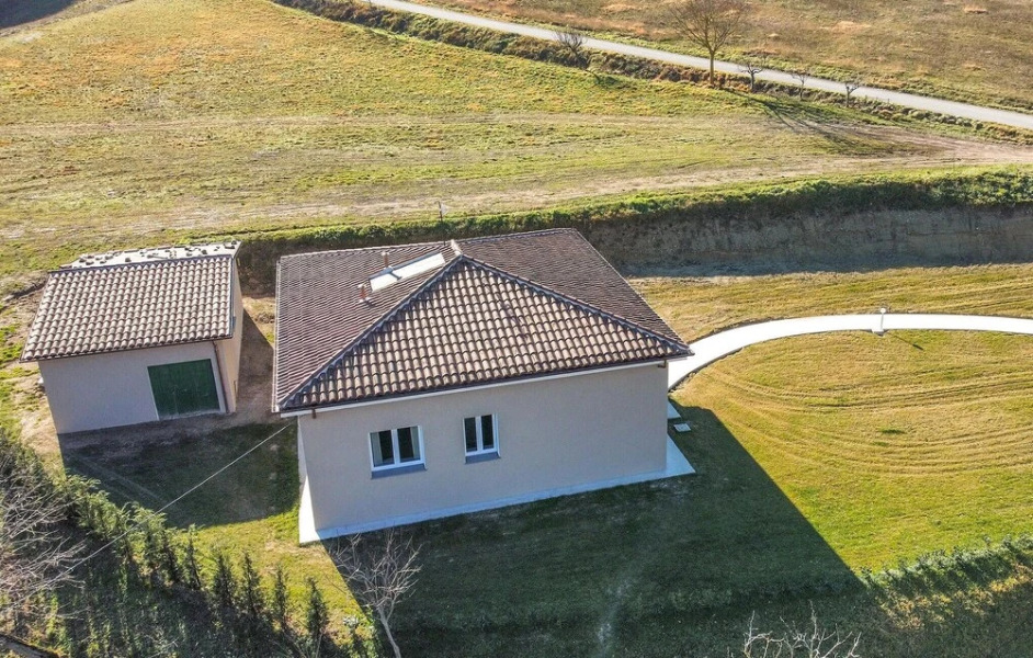 Beautiful Home in Piobbico With Wifi, 3 Bedrooms and Outdoor Swimming Pool