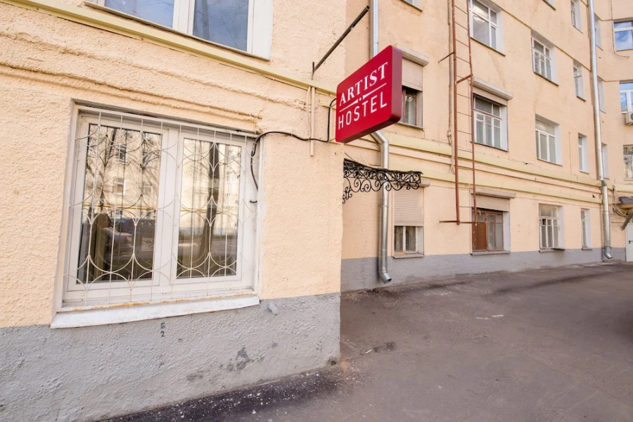 Артист на Казанском