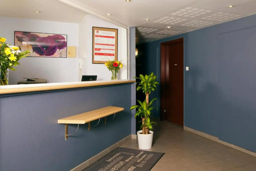 Séjours & Affaires Paris Nanterre