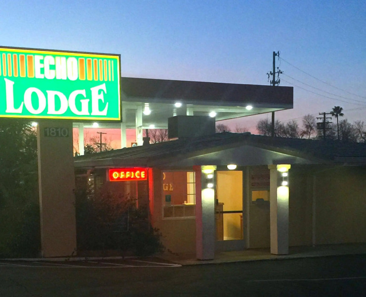 Echo Lodge
