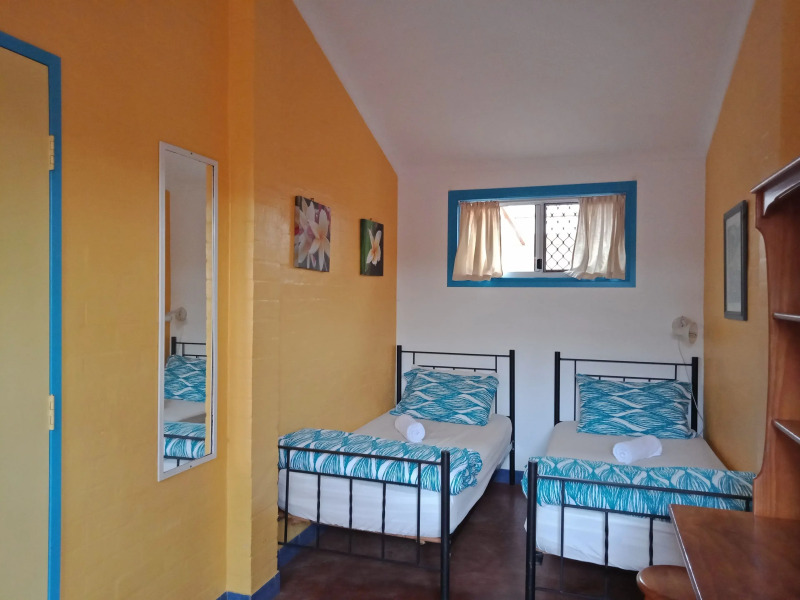 Ozzie Pozzie Backpackers