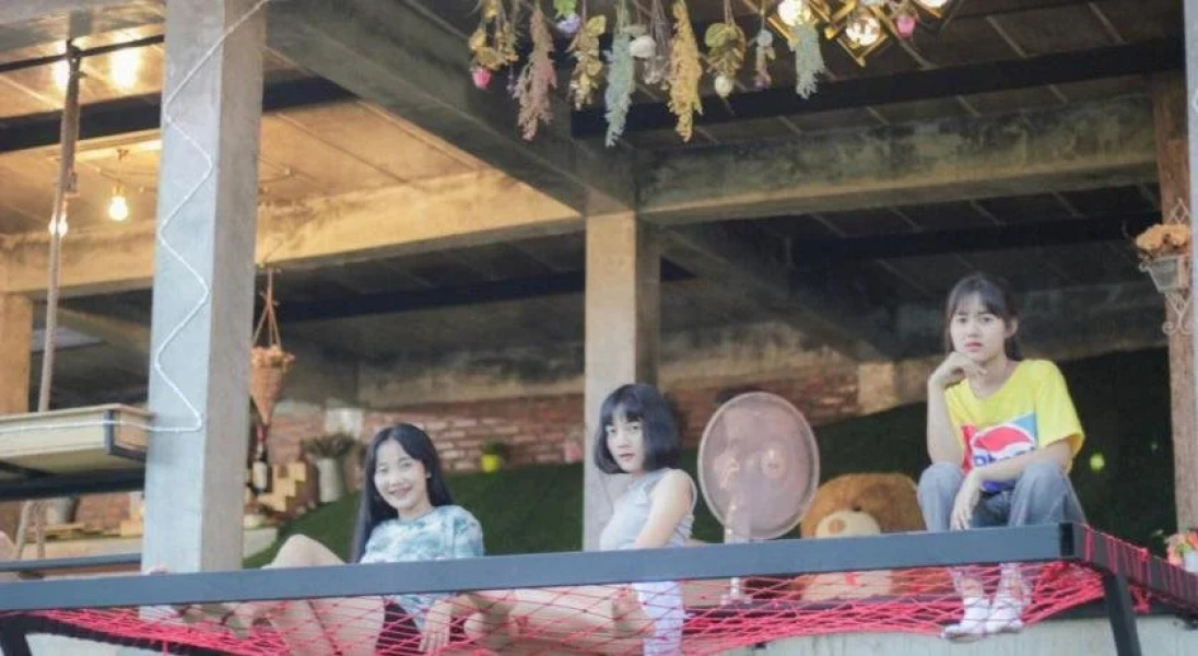 Phuka Mountain View Resort & Andresbar