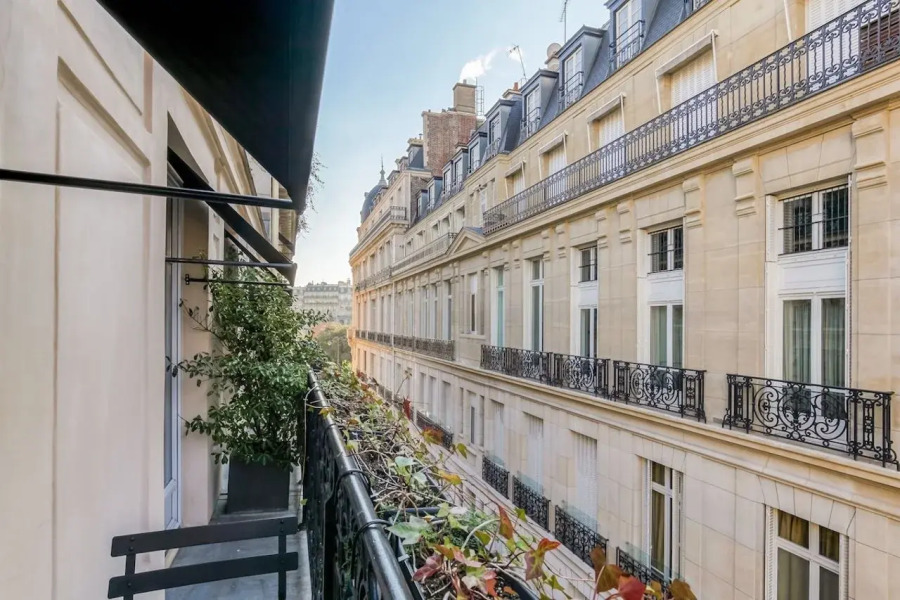 Chalgrin Boutique Hotel