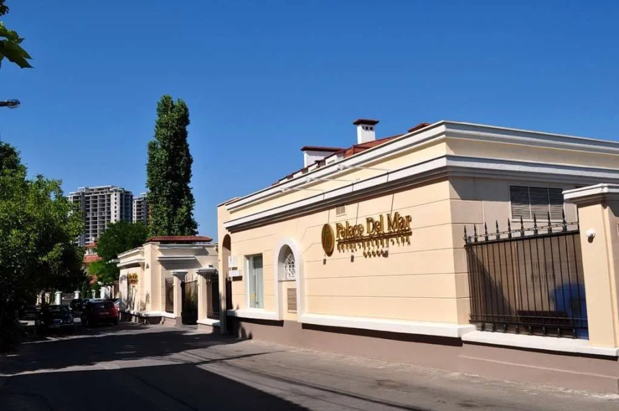 Бест Истерн Палас Дель Мар