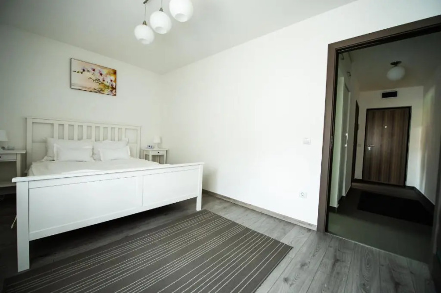 Montana Popa Boutique Studio