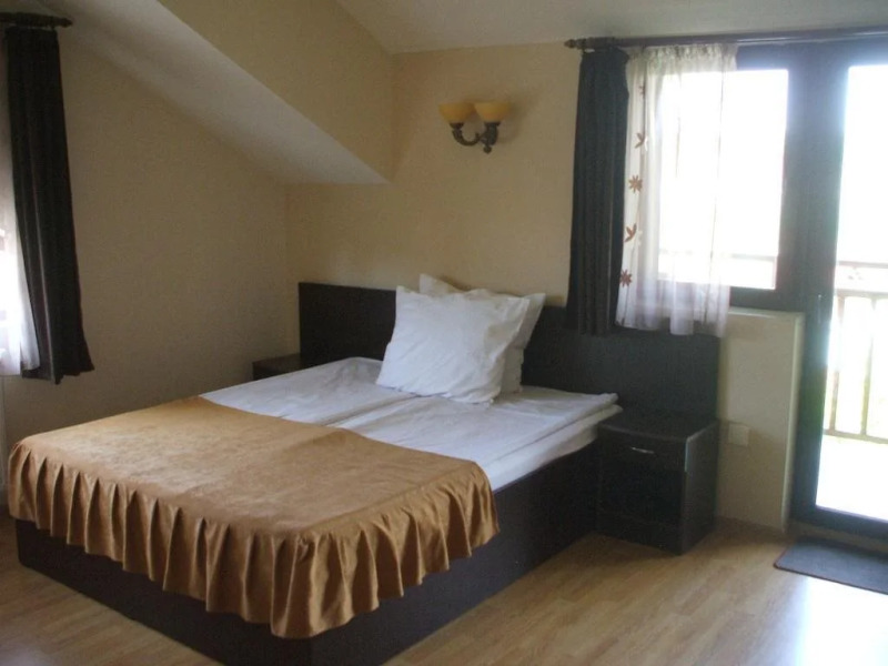 Pensiunea MAQ Lacul Verde