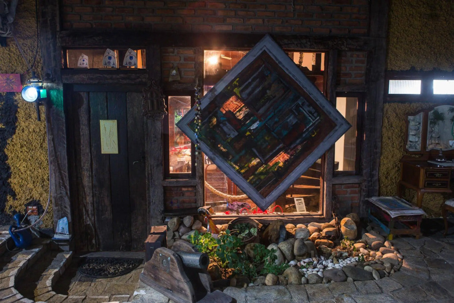 Porto Charitas Sailing Guest House