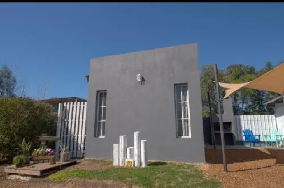 Squania Suite Container