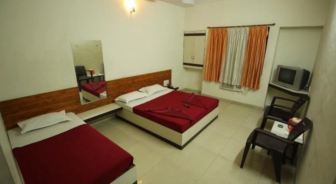 Hotel Laxmibai Palace