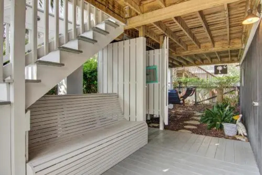 Carolina Boulevard 130 by RedAwning